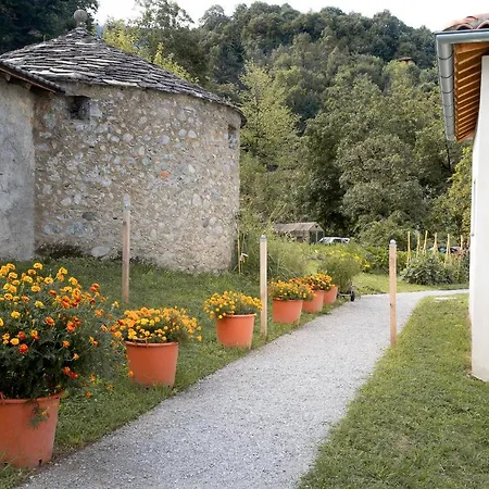 Farm stay La Derta *