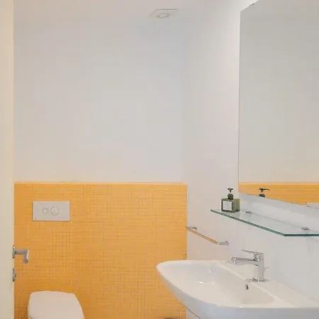 La Derta Μπελάτζιο