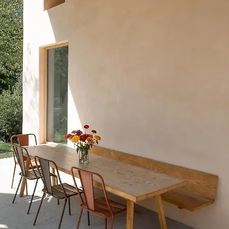 La Derta Μπελάτζιο